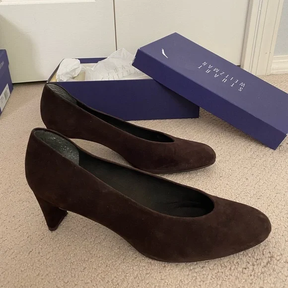 Stuart Weitzman Chicpump | Size 9.5 | Cola Suede - Picture 2 of 5